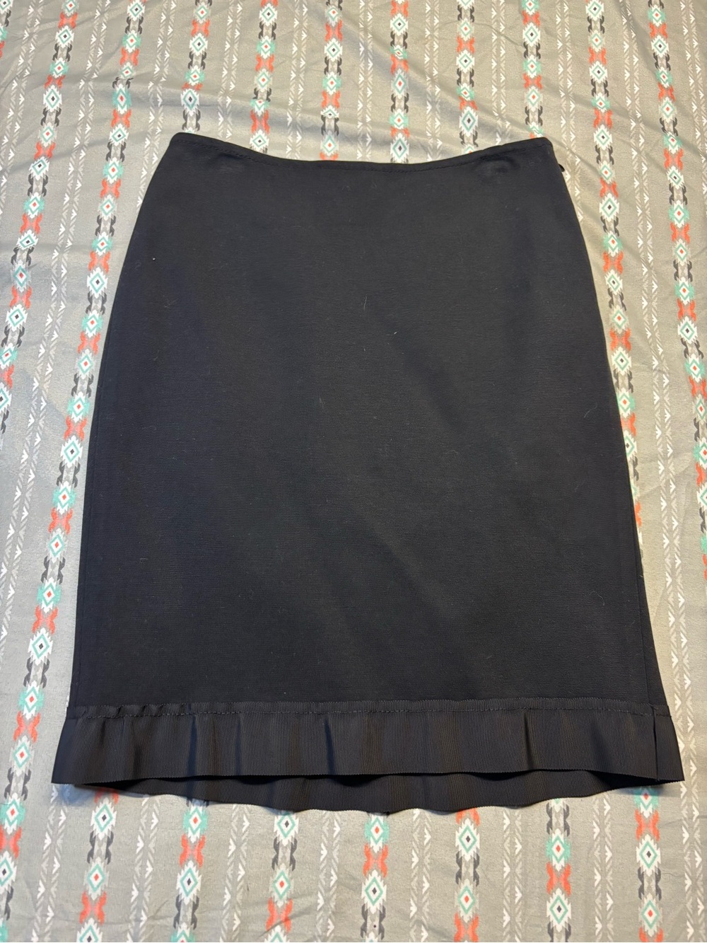 🍄Ann Taylor Black Pencil Skirt with Hem Ruffle